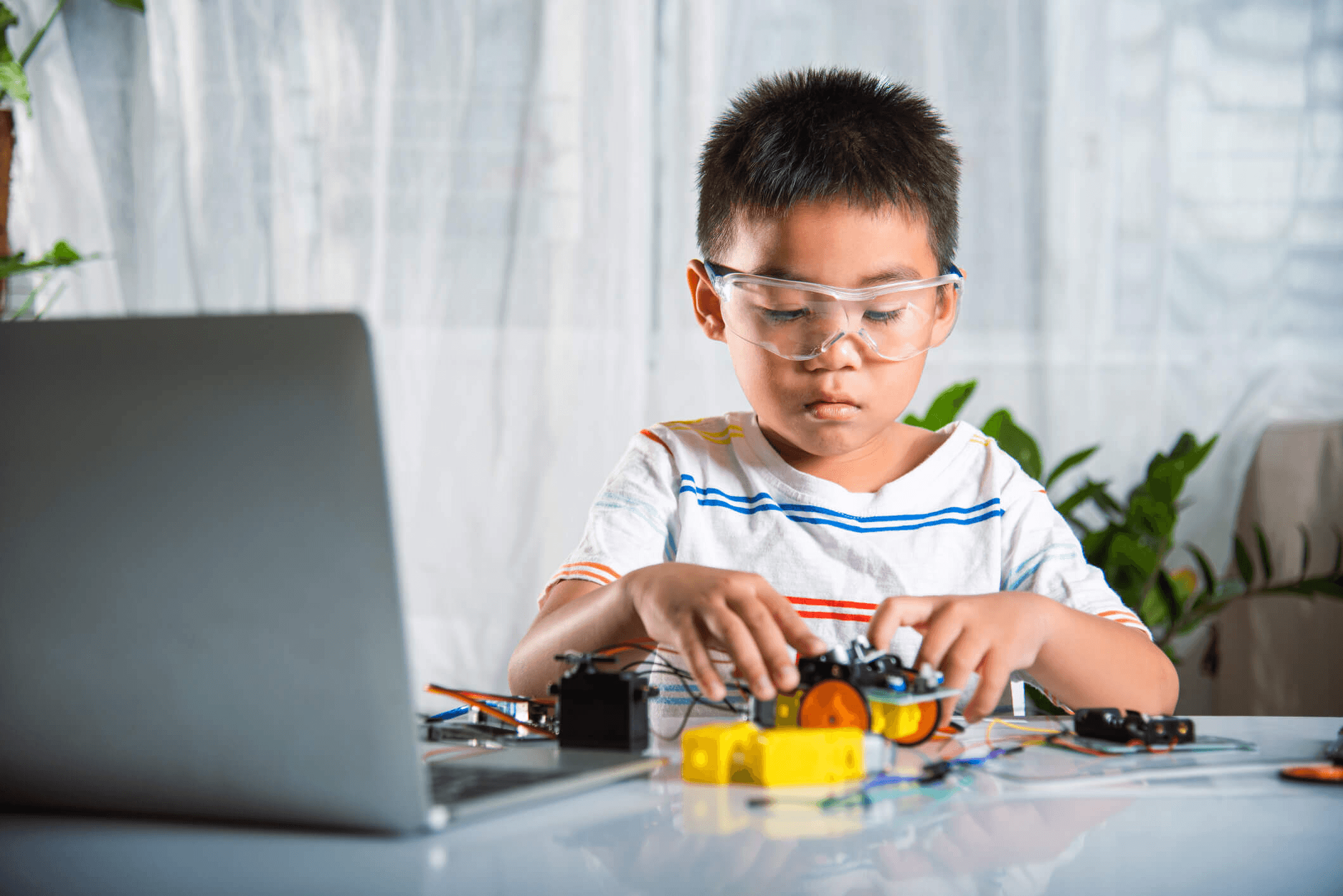 Students learning STEM with RoboCoders